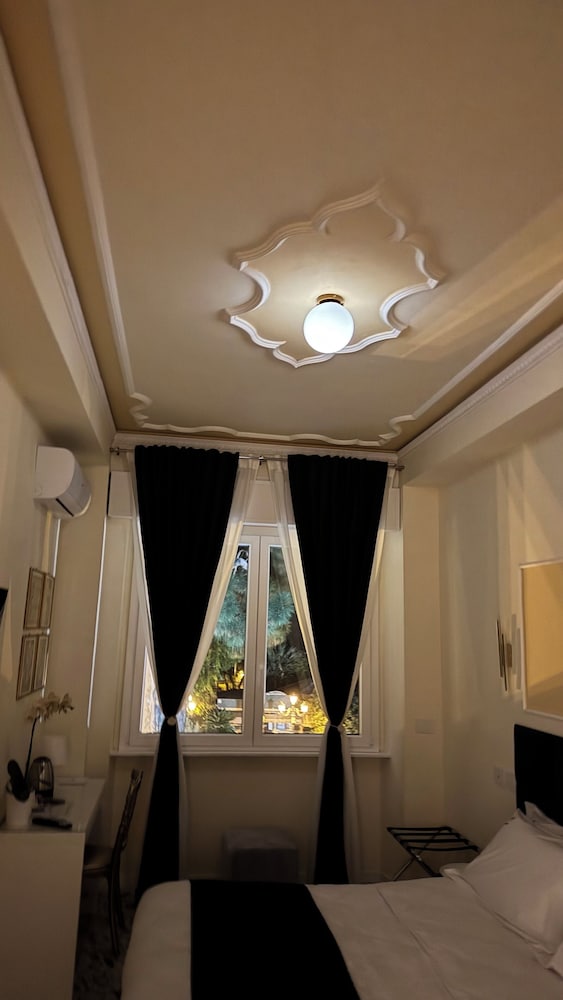 AC GOLD B&B Boutique Rooms & Suite