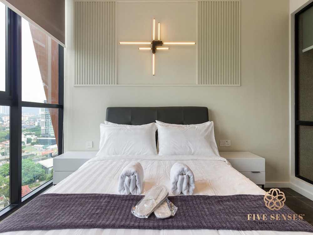 Scarletz Suites by Five senses