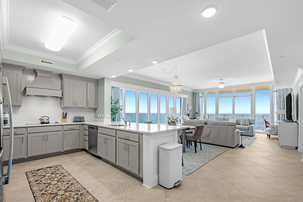 Phoenix Gulf Towers 1508 4 Bedroom Condo
