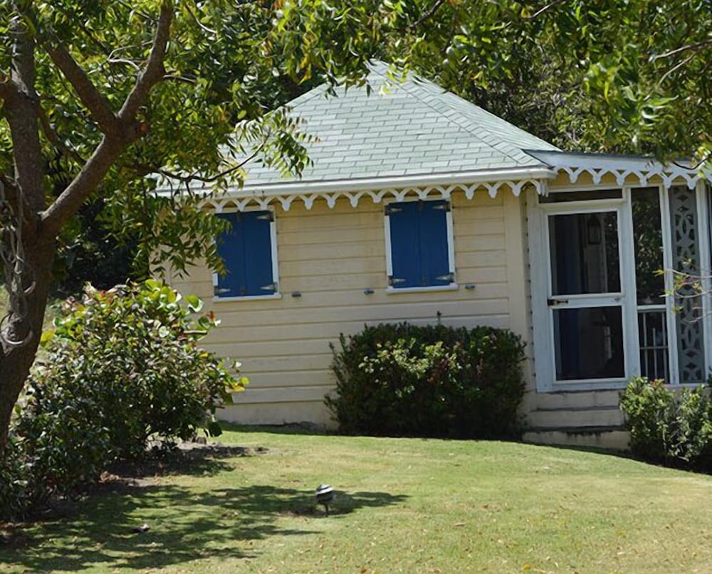 Dolphin House Villa