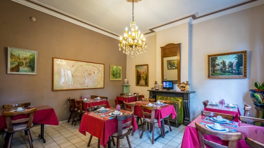 Bruges Vacations - Hotel Ensor - Property Image 1