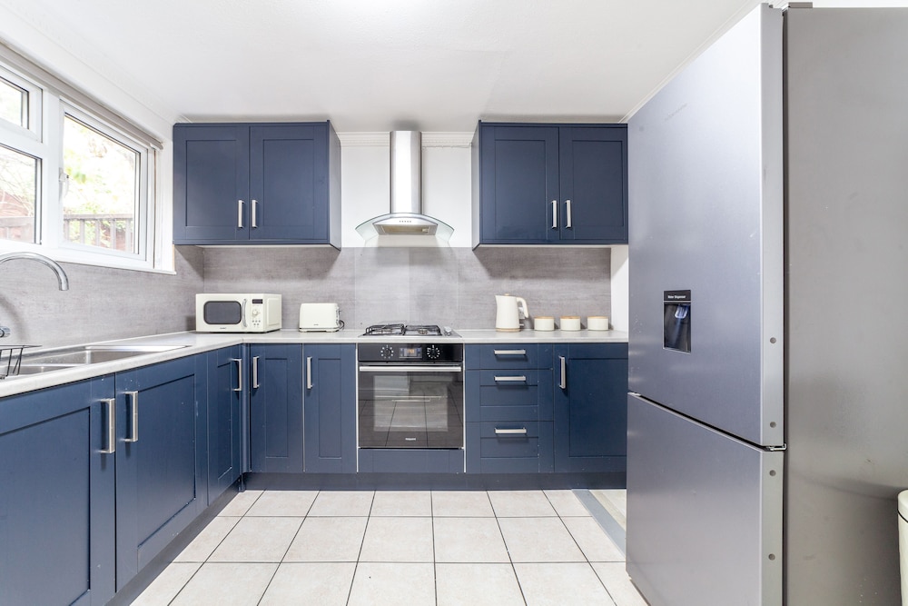 Modern Apartment in Walthamstow