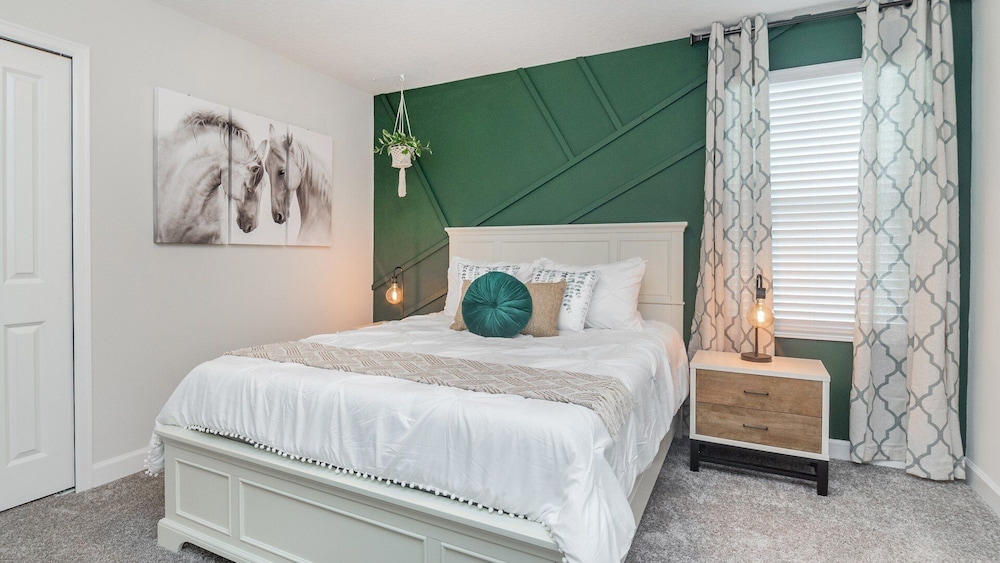 Championsgate Resort 8 Bedroom Home with Game Room+Pool 8 Home