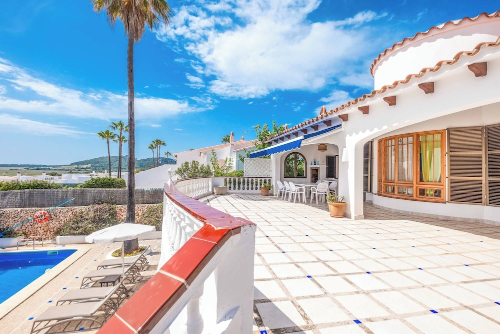 Villa Delfin