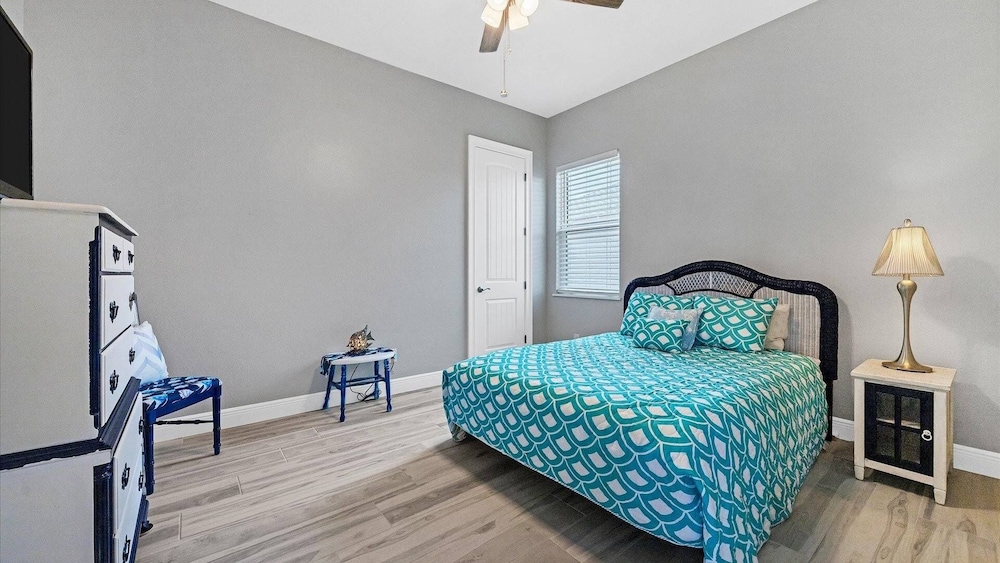 South Gulf Cove 3 Bedroom Canal Pool Home 3 Home