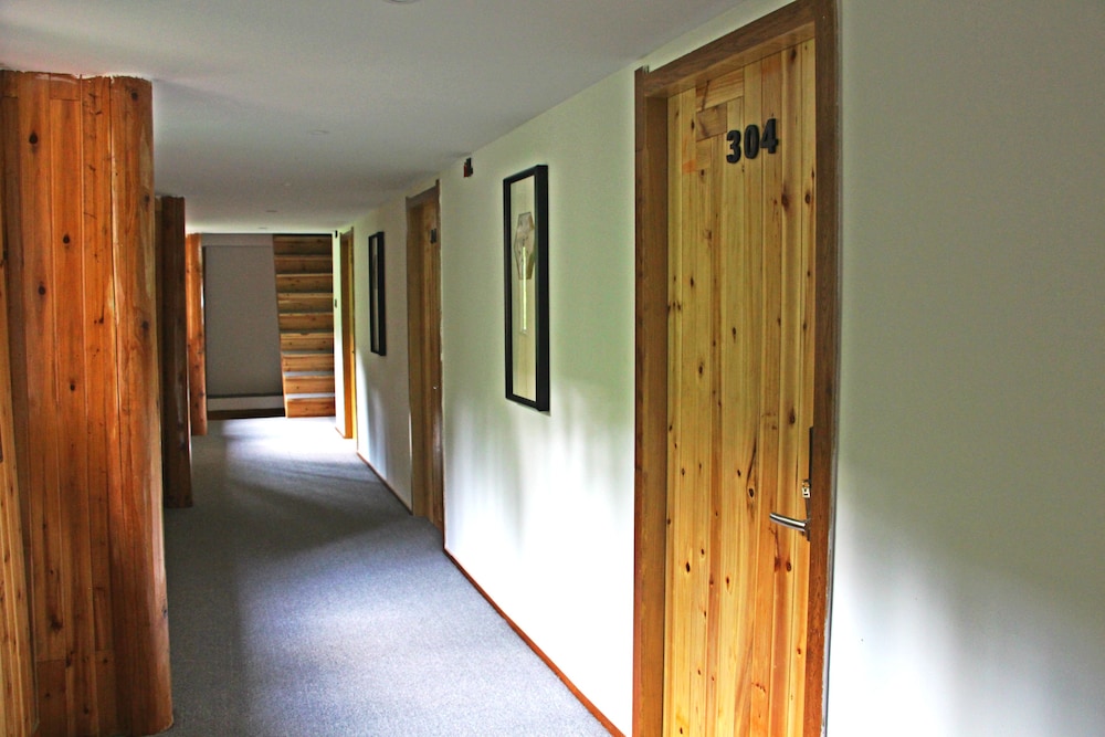 Greenforest Lodge