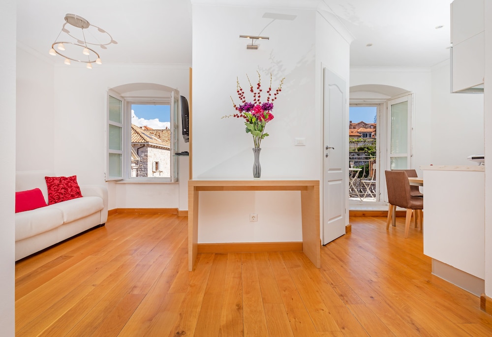 Apartments Feri