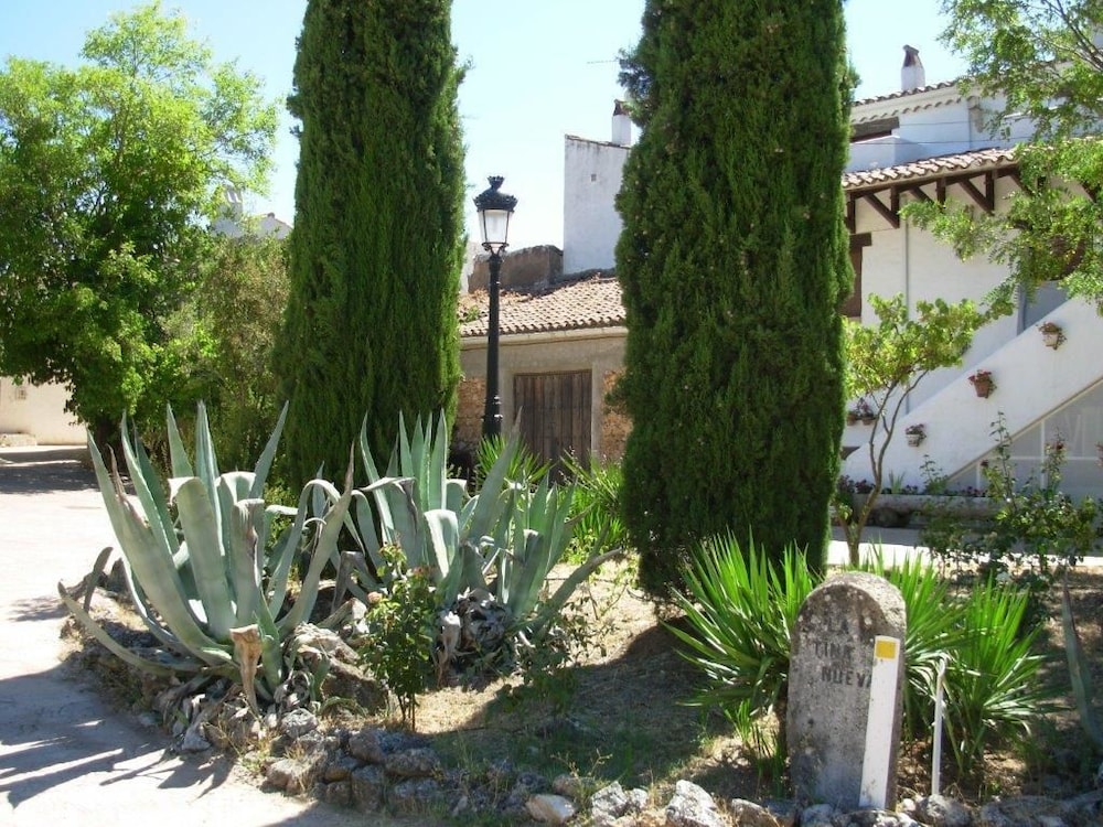Casa Rural La Tiná view 3