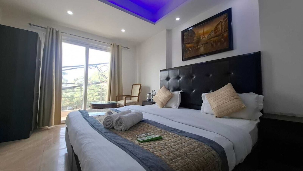 Hotel Taj Homestay- A Unit of Sahni's