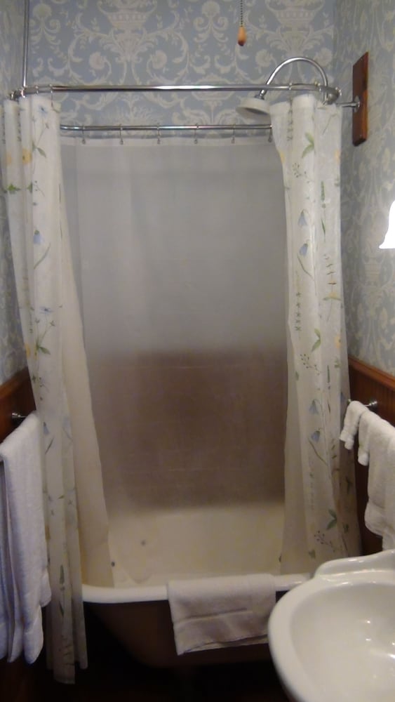 Angel Rose Bed & Breakfast