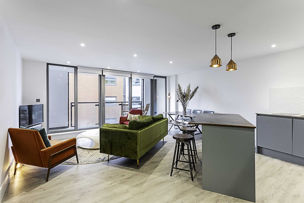 Duplex Two-bed Apartment Near Tower Bridge