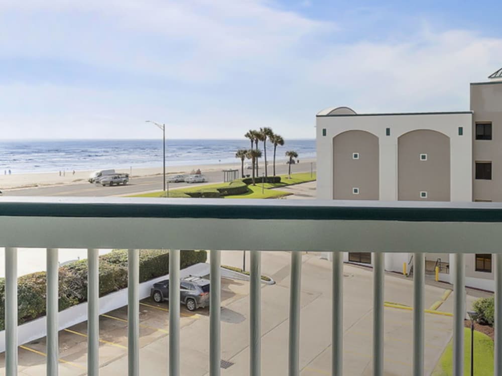 Casa Del Mar 306