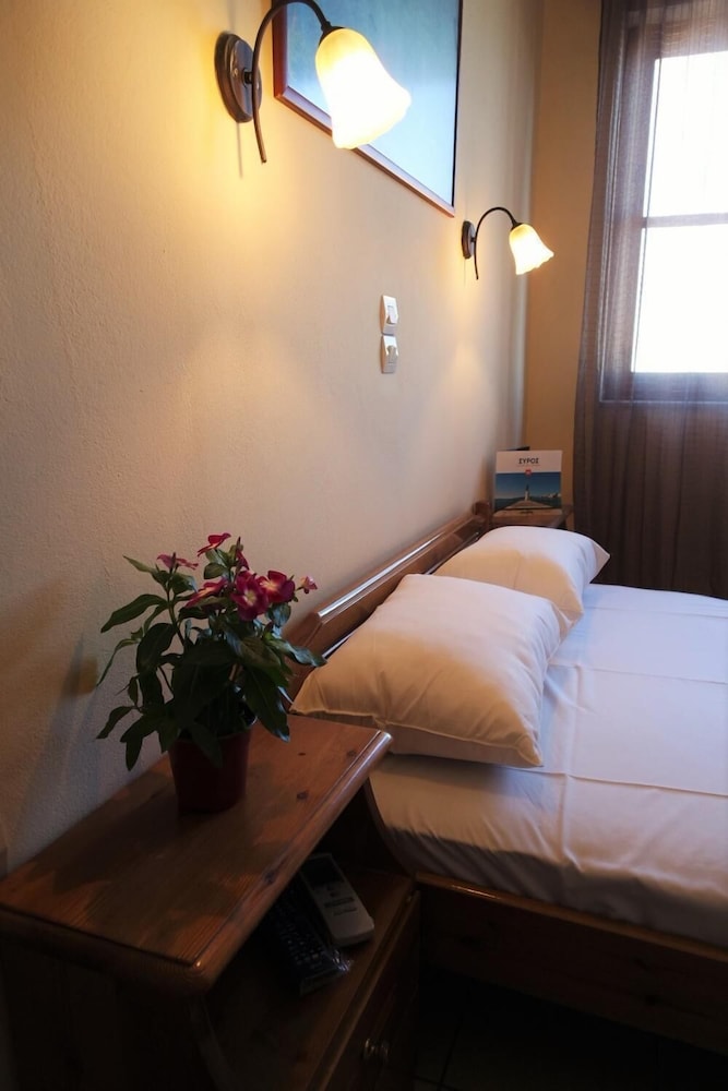 Ermis Studios photo 3