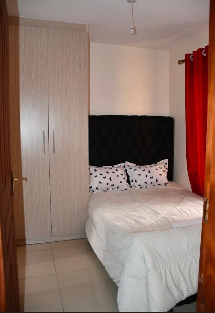 Deluxe Homes view 2