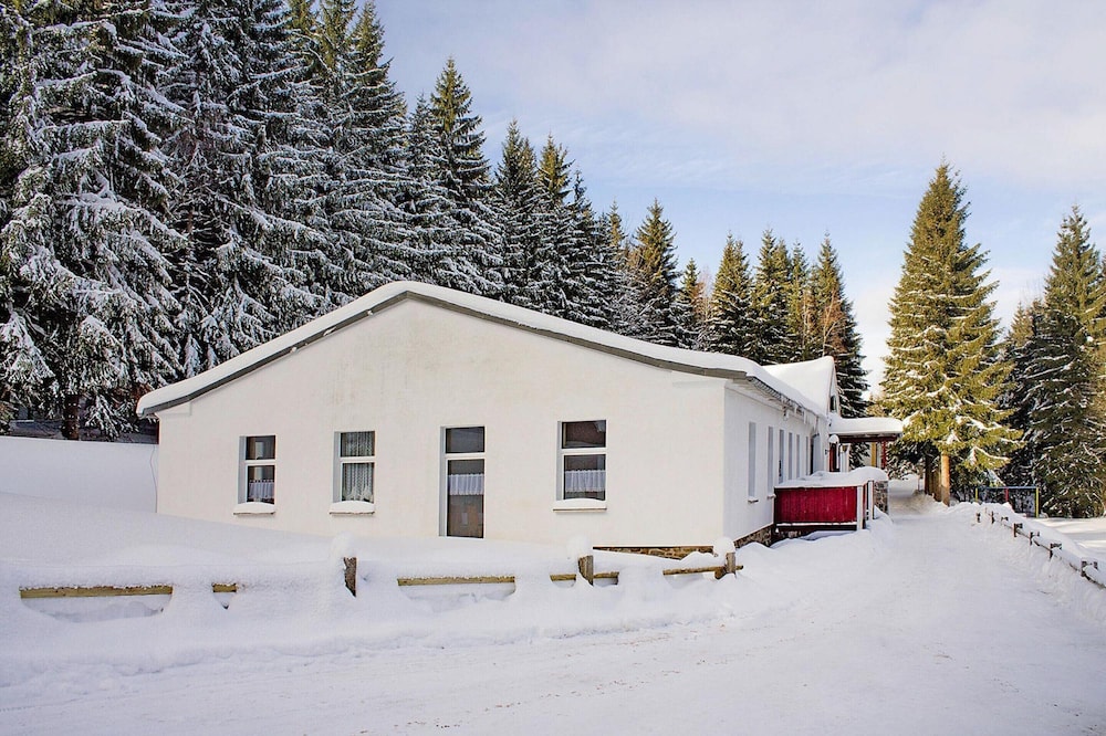 Apartments in the Idyllic Ore Mountains, Breitenbrunn