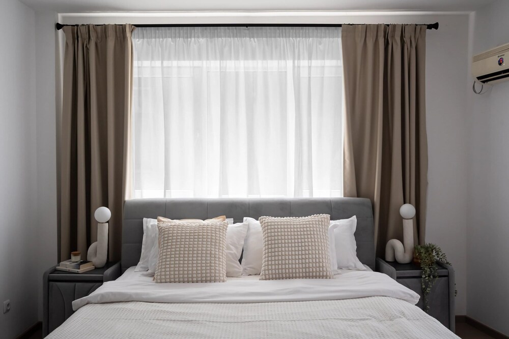 Grand 3BR Near Athenaeum Calea Victoriei
