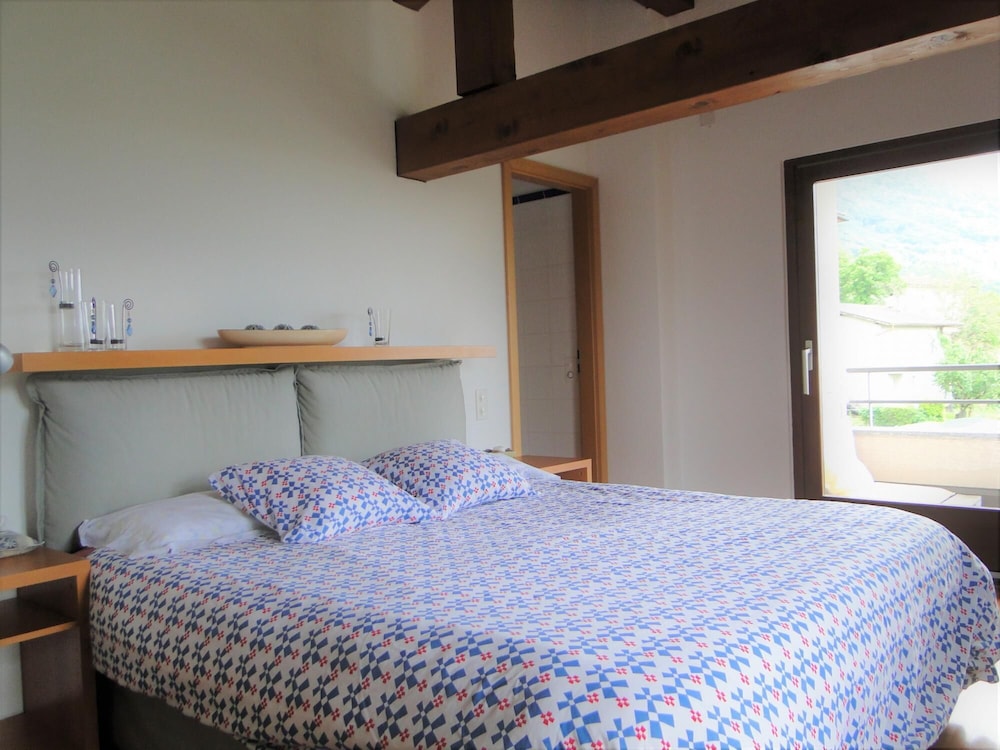 Charming Duplex Close to Lugano view 2