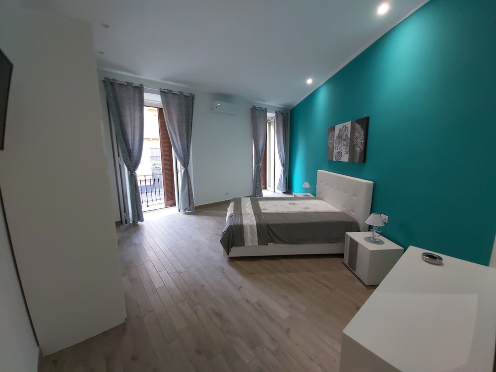 Dormire a Napoli Centro Holiday House
