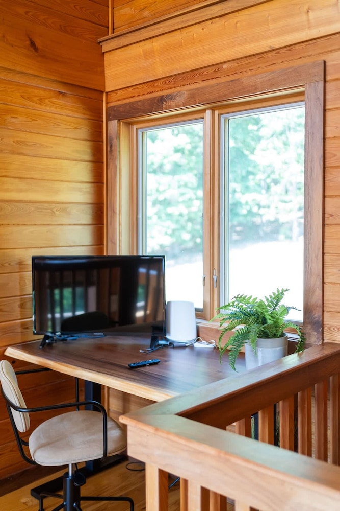 Love Afton Cabin - Family Home