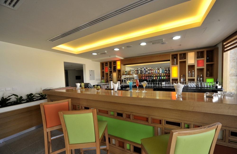 Sweimeh Vacations - Ramada Resort by Wyndham Dead Sea - Property Image 7