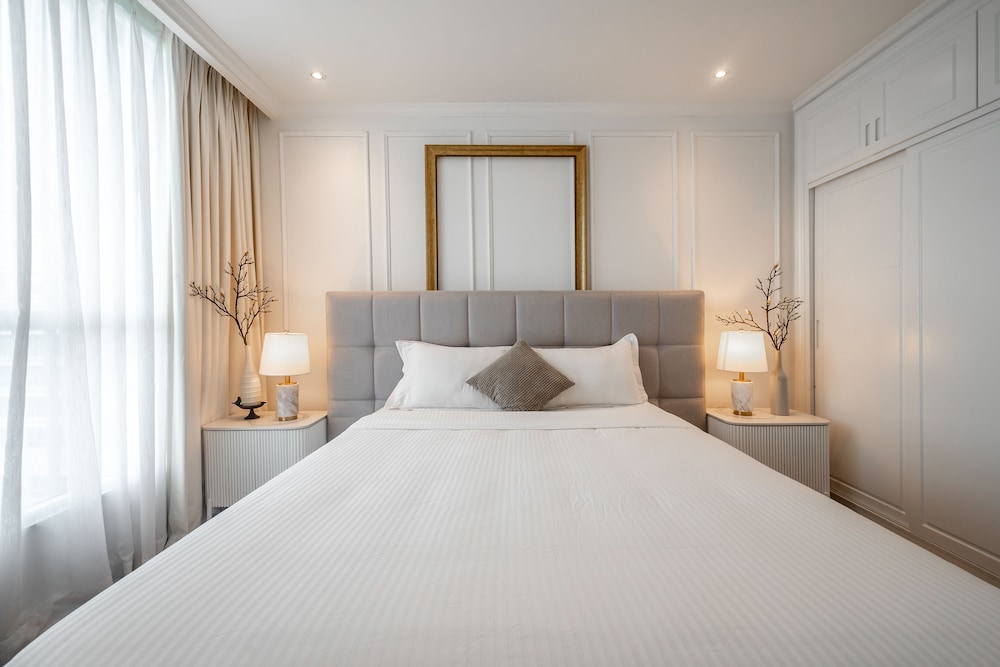 The Celavie Serviced Apartment Landmark