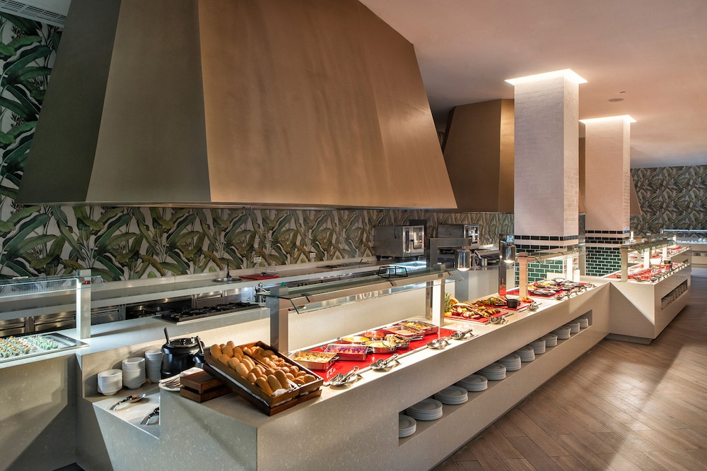 Lopesan Costa Bávaro Resort Spa & Casino - All Inclusive