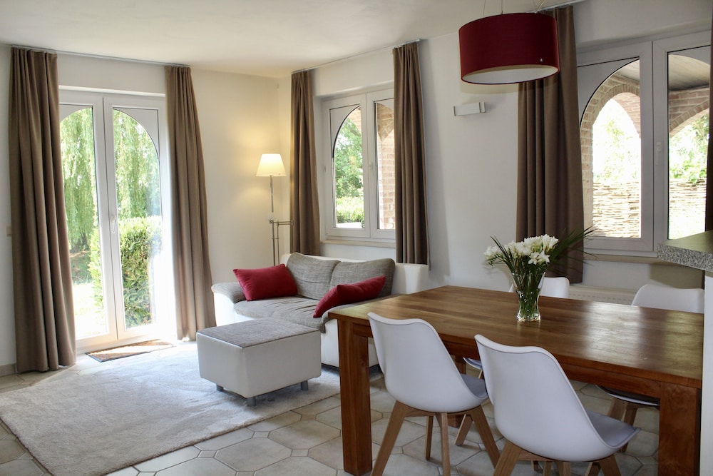 B Guesthouse