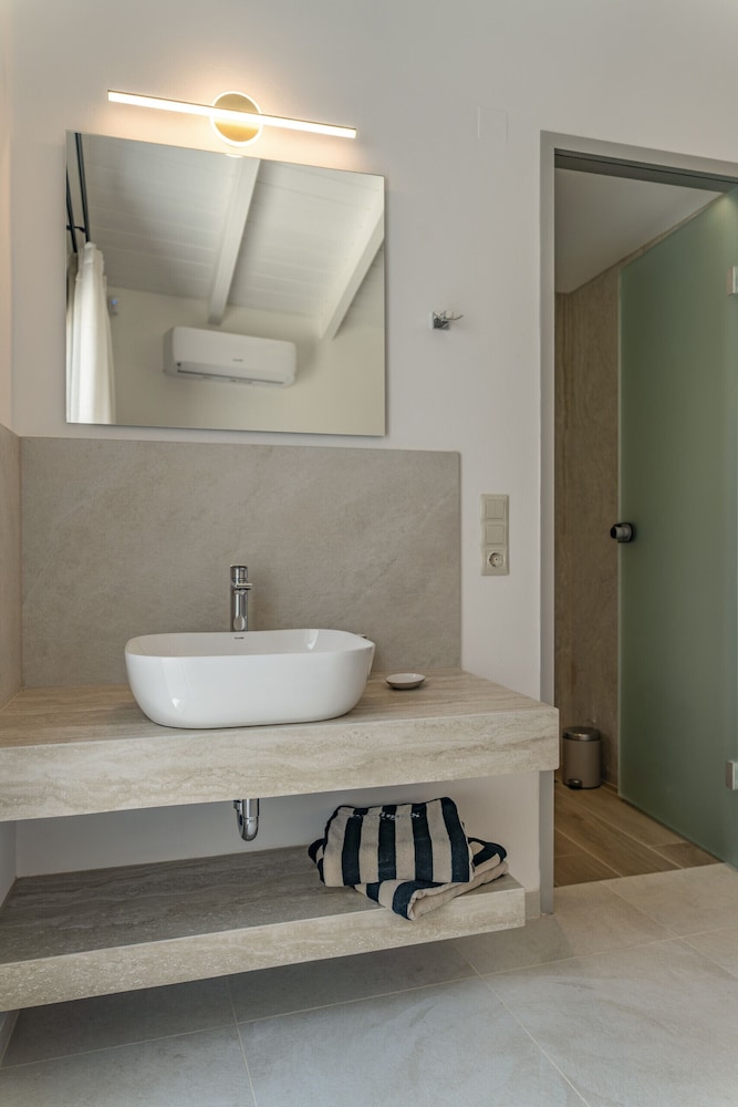 Luxury Villa Maximus - With Private Heated Pool