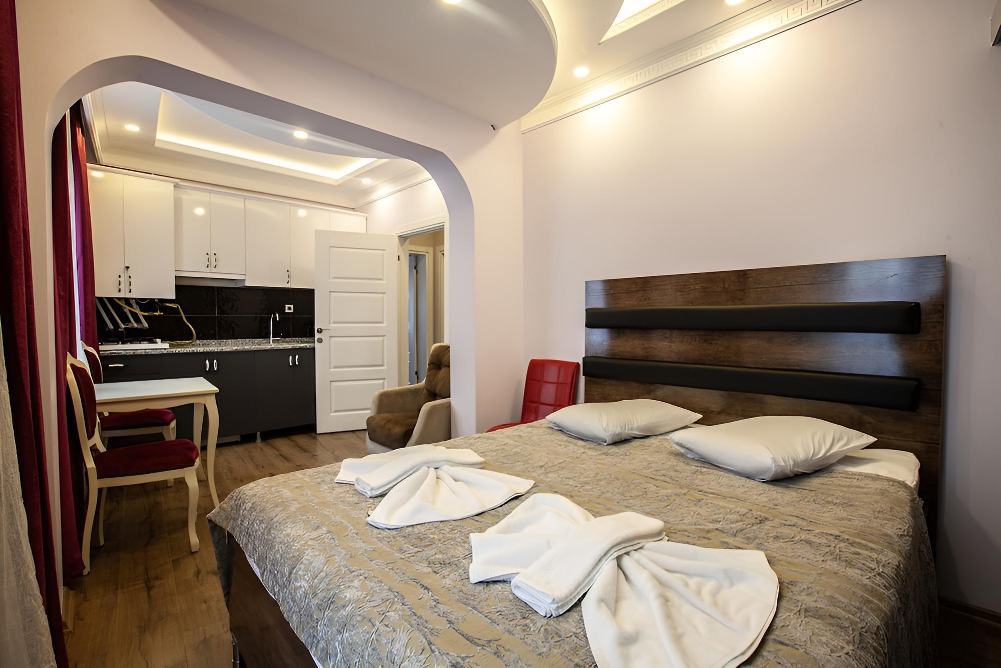 Lale Sultan Apart