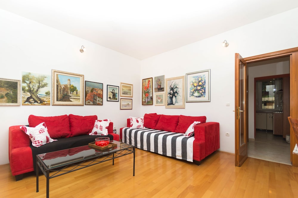 Amazing Apartments near Center & Beaches