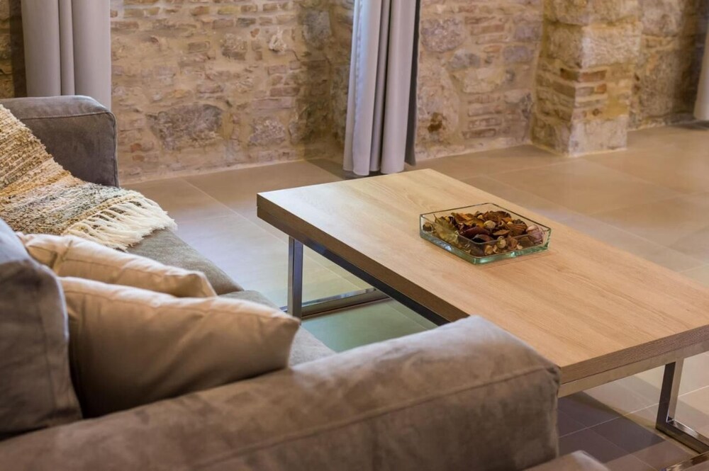 Kostela Luxury Suite