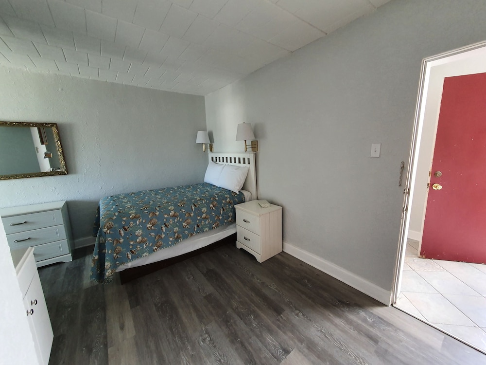 The Coral Sands Motel
