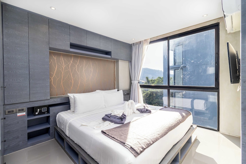 Condo with Full Facilities C255