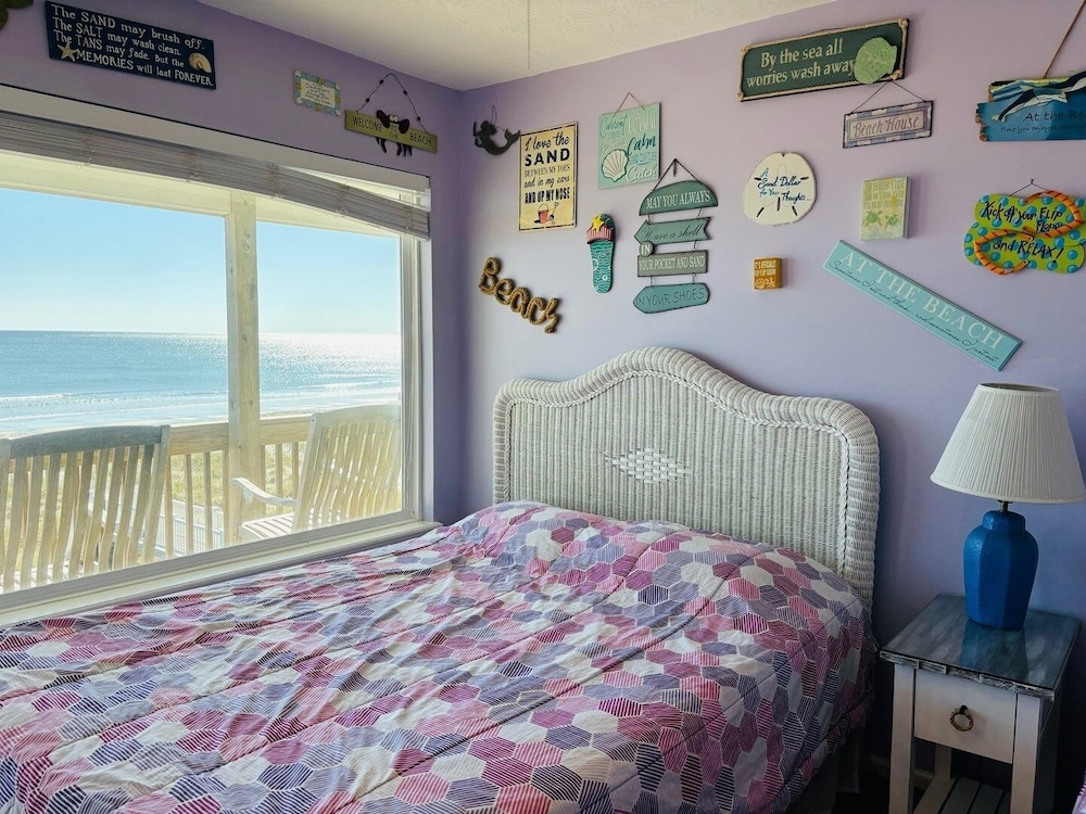 Summer Sandcastle 5 Bedroom Home by RedAwning