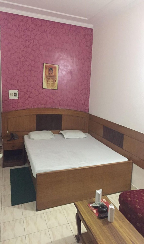 ADB Rooms Hotel India International Dx