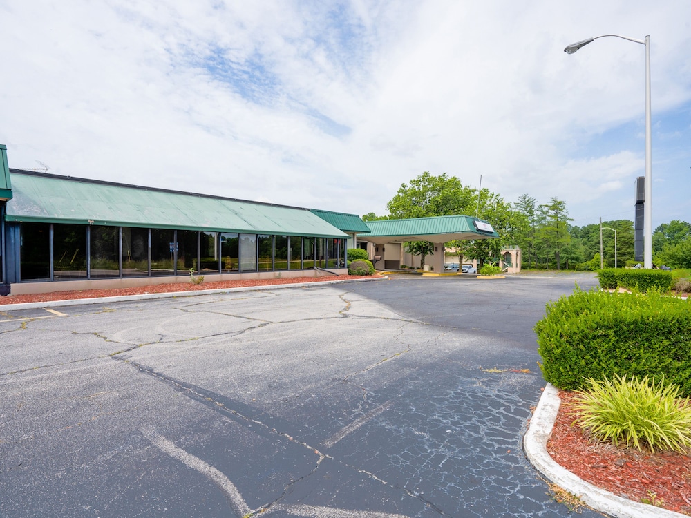 121 Motel Henderson
