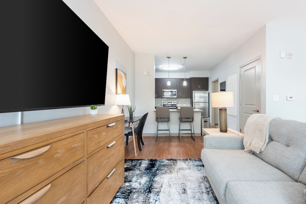 Landing Furnished Apartments South End Stratford