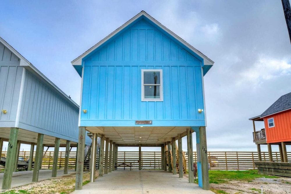 2 Waterfront Homes w/ Views, Pool, Boat Dock Laguna Village Oasis by Avantstay