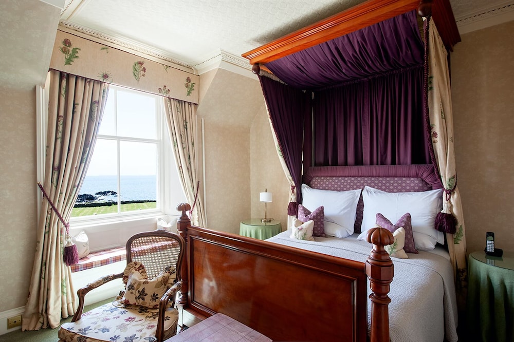 Knockinaam Lodge
