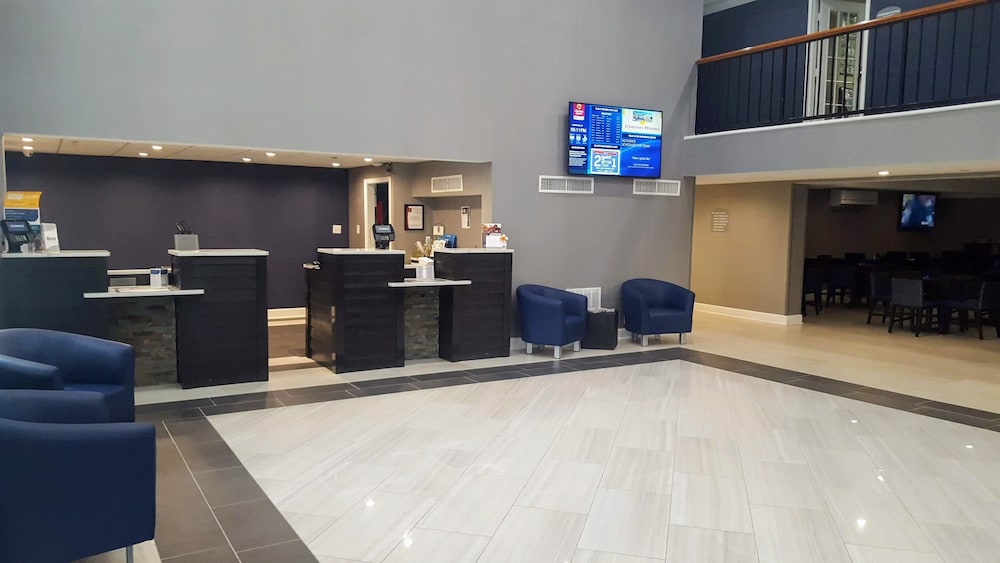 Lexington Vacations - Clarion Hotel Conference Center - North - Property Image 3