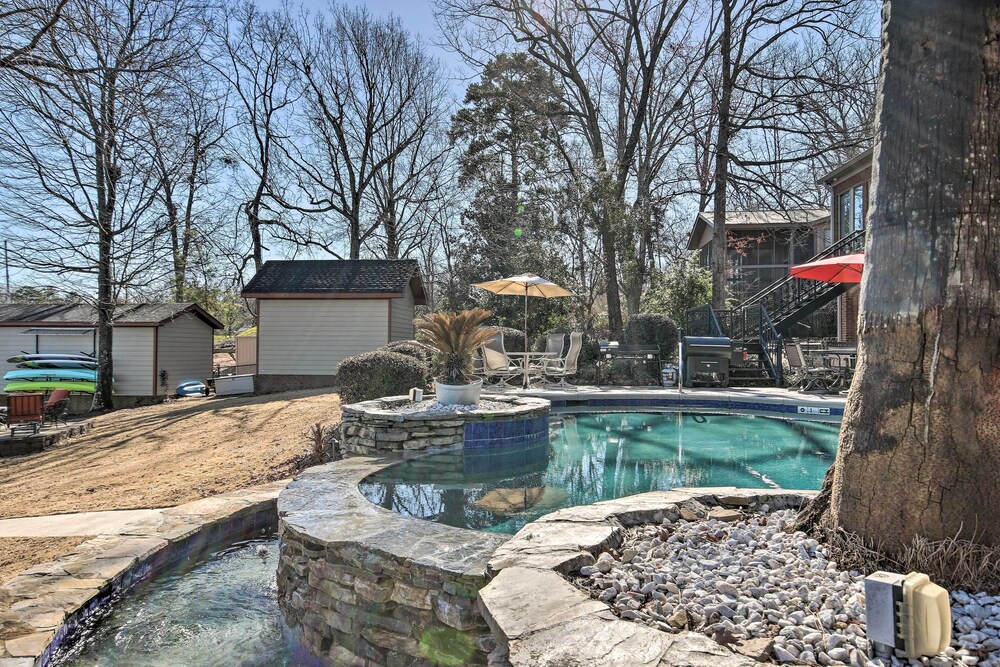 Luxe Lakefront Apartment w/ Shared Pool & Dock!