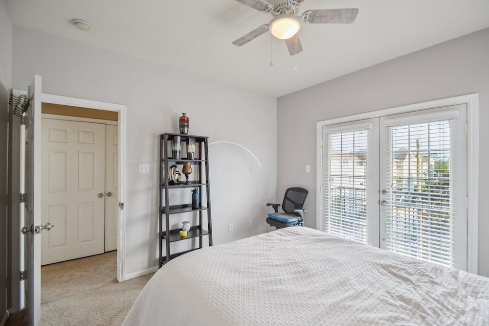 Stylish Houston Heights House 3 Bedroom Townhouse