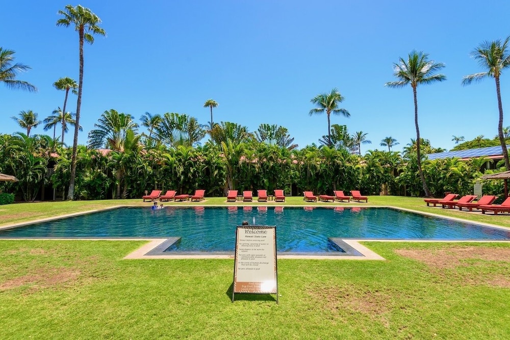 Aina Nalu D202 2 Bedroom Condo by Redawning - Image 5