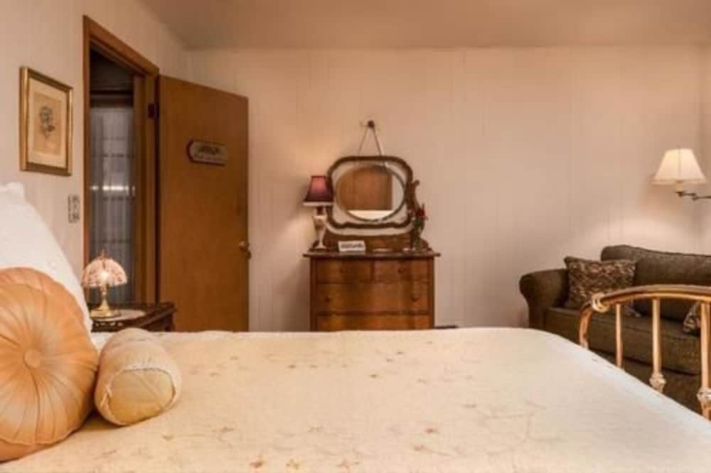 Oak Hill Bed & Breakfast