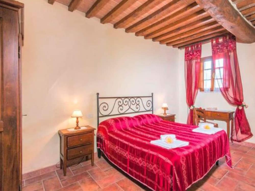 Tuscan Escape for Families photo 2