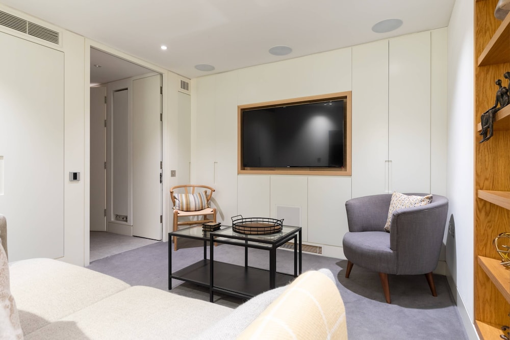 Hanway Street by Onefinestay