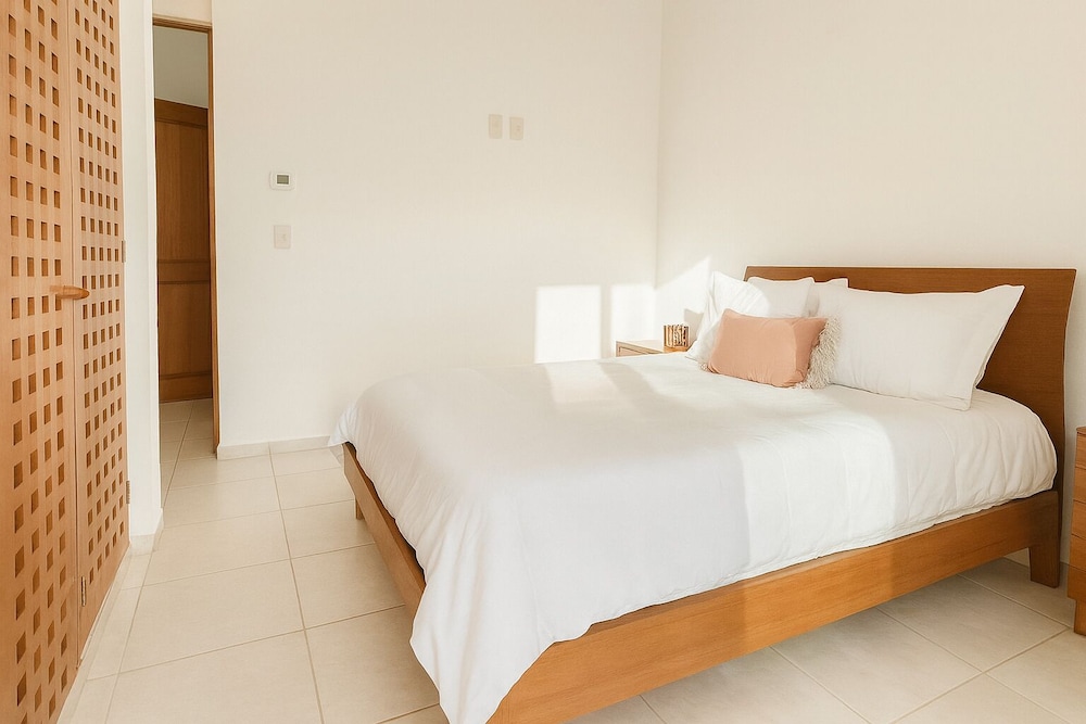 Family Villa Private Pool 3 Min Walk To The Beach