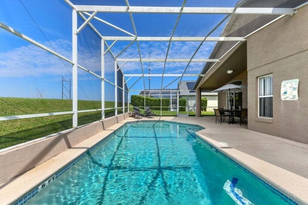 Cozy 4br Pool Home W/ Game Room Near Disney 4 Bedroom Villa