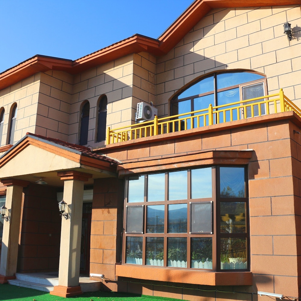 Yabuli Christmas Vacation Villa view 5