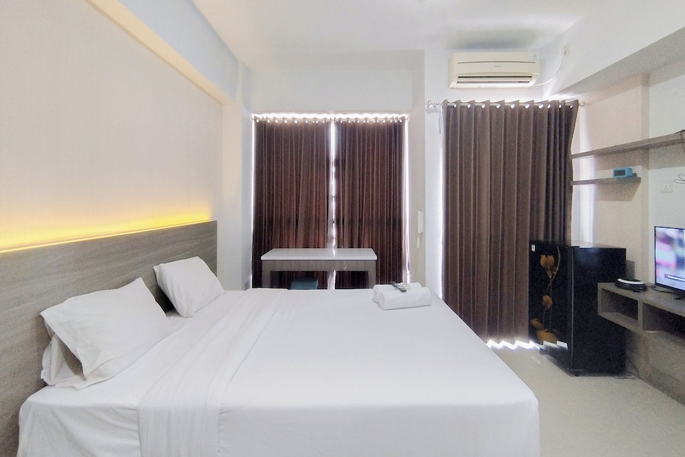 Simply Design Studio At Taman Melati Surabaya Apartment